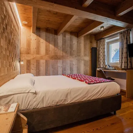 Fleur Des Neiges & - Adults Only 4* Champoluc