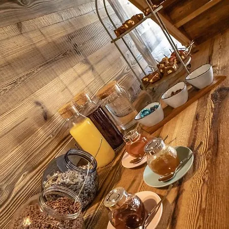 Fleur Des Neiges & - Adults Only