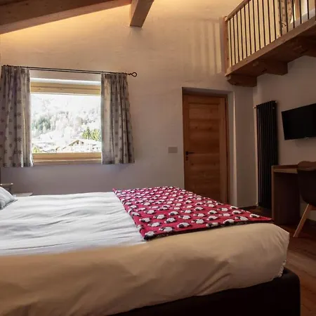 Fleur Des Neiges & - Adults Only