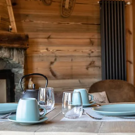 Fleur Des Neiges & - Adults Only Ayas