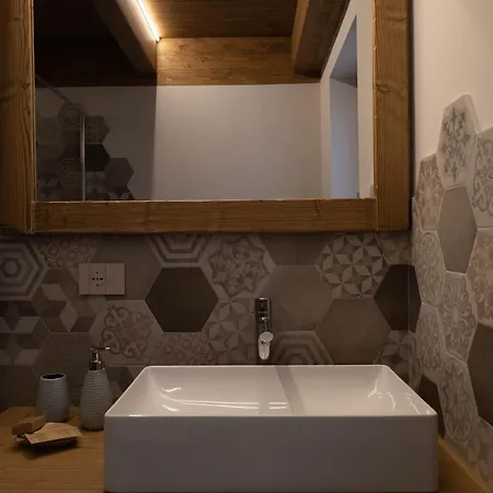 Affittacamere Fleur Des Neiges & - Adults Only