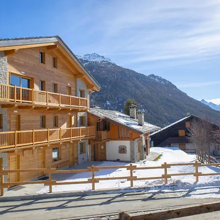 Fleur Des Neiges & - Adults Only Ayas