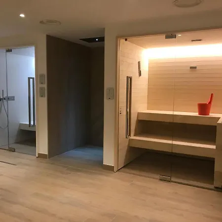 Fleur Des Neiges & - Adults Only 4* Ayas